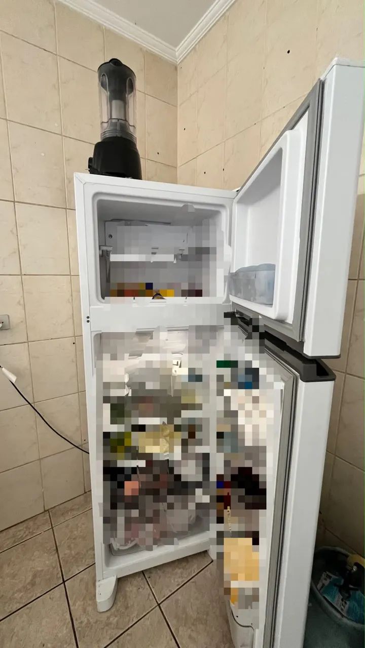 Vende-se Geladeira 