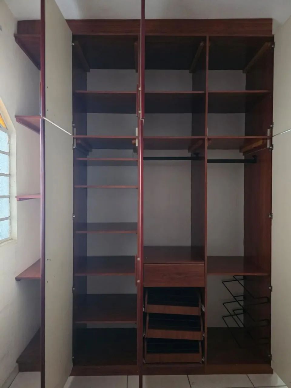 Guarda roupas + armário + prateleira  - Foto 3
