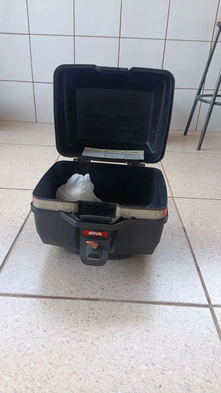 Baú give zero, completo pega em qualquer churraqueira ! - Foto 2