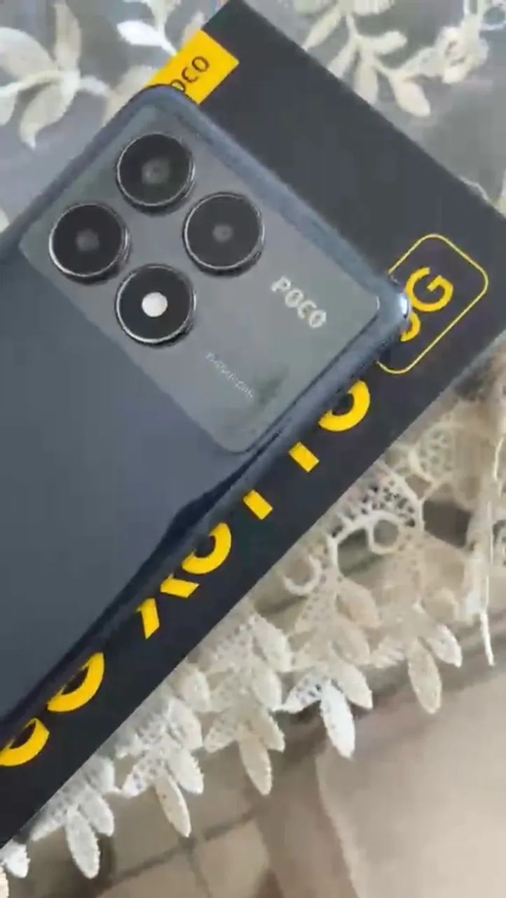 POCO X6 Pro 5G 512 GB  Android 15 12 GB RAM