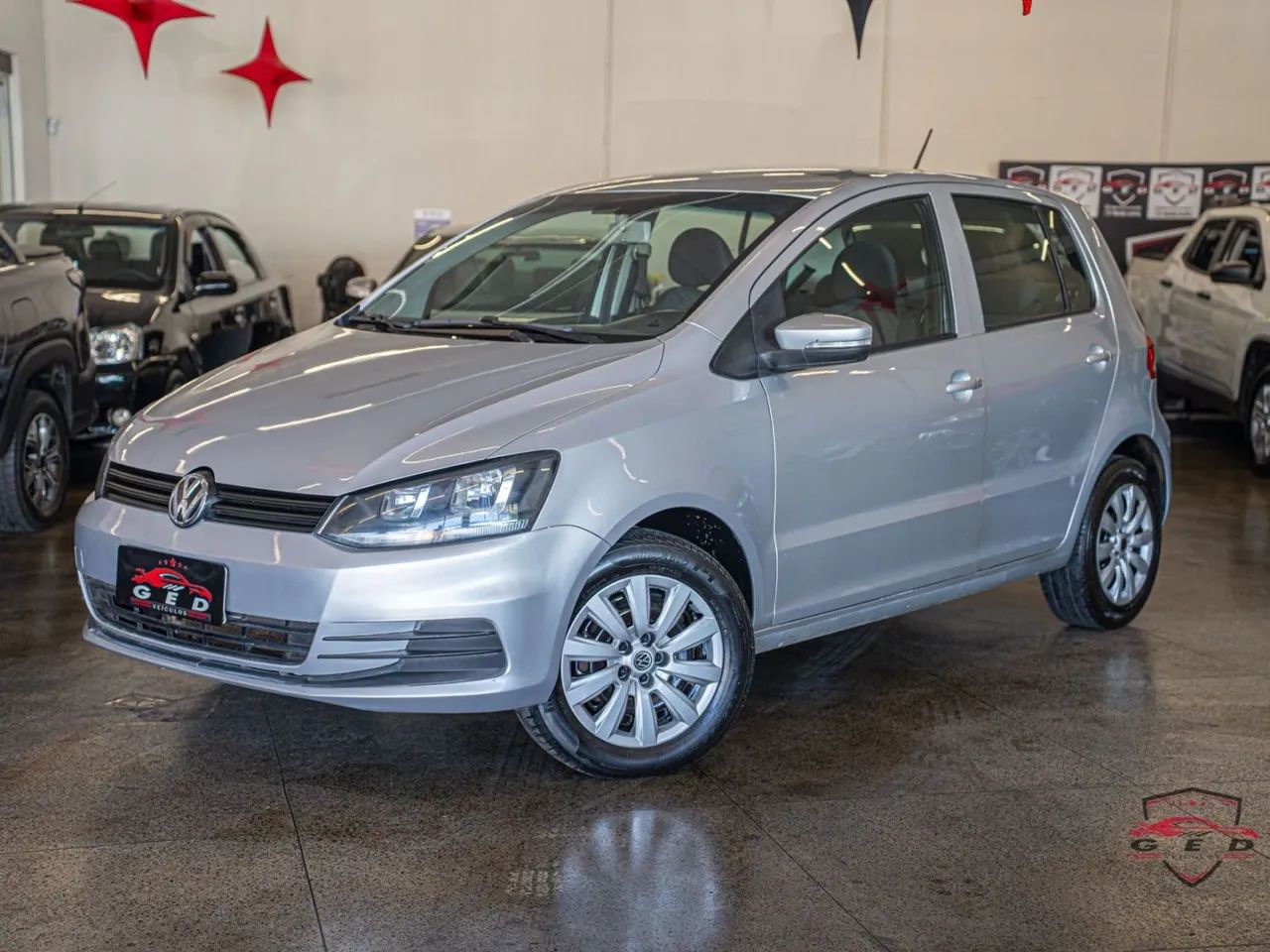 Volkswagen Fox Trendline 1.6 Flex 8V 5P 2015