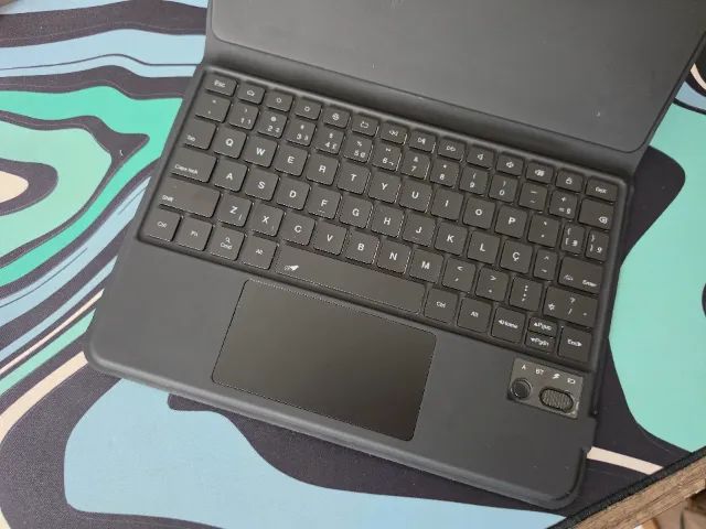 Capa Teclado Bluetooth Touchpad Galaxy Tab S7 S8 S9 S9 FE 11" Preto - Foto 2