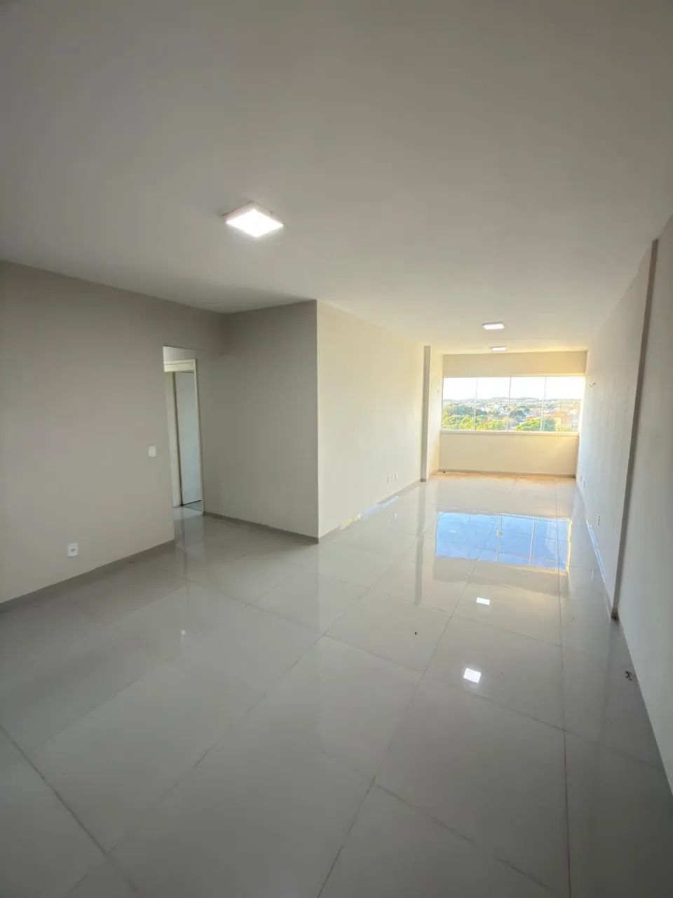 ALUGA-SE | EDIFÍCIO MIRÍDIA 