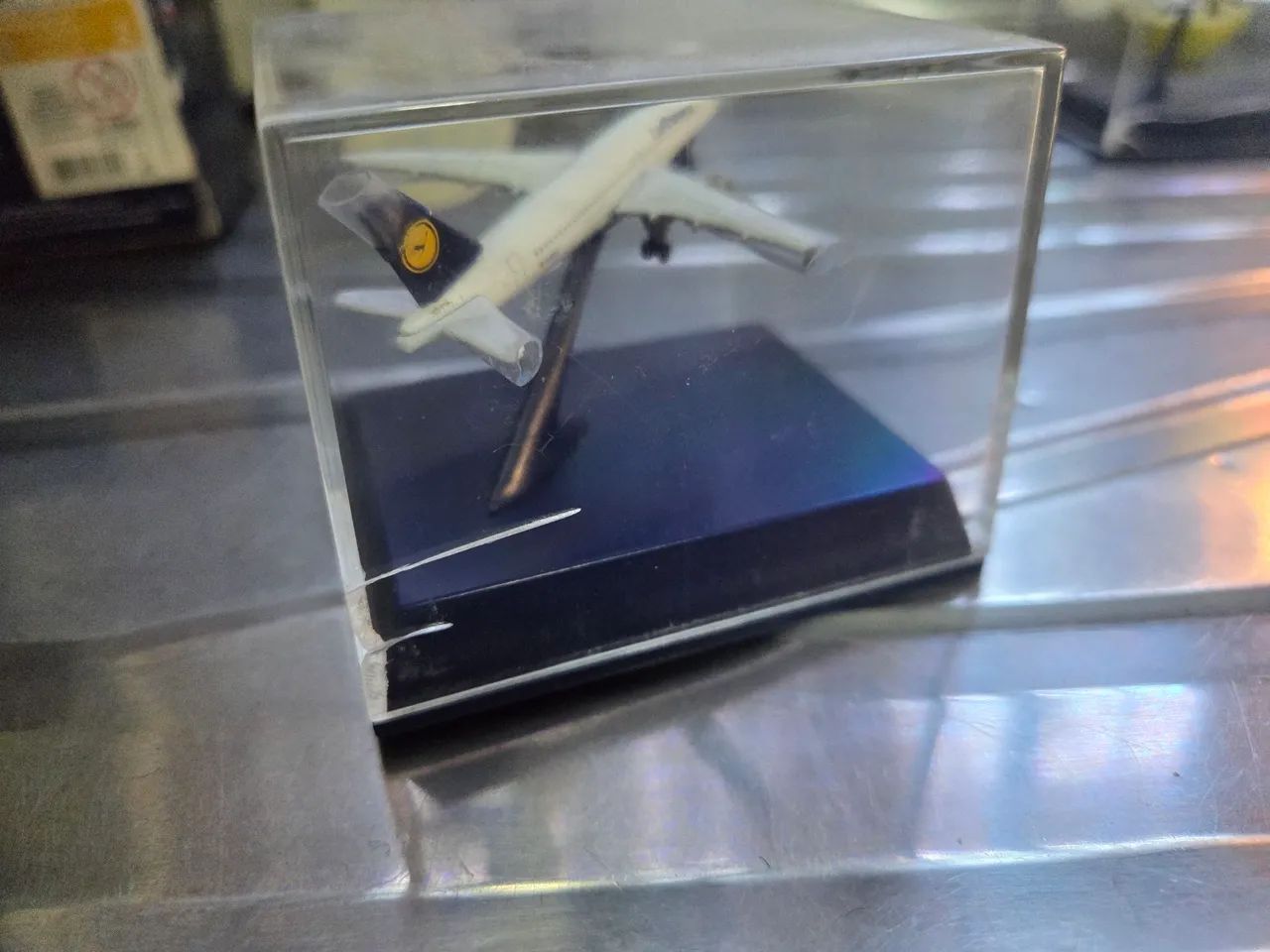 Avião miniatura Lufthansa / United - Foto 2