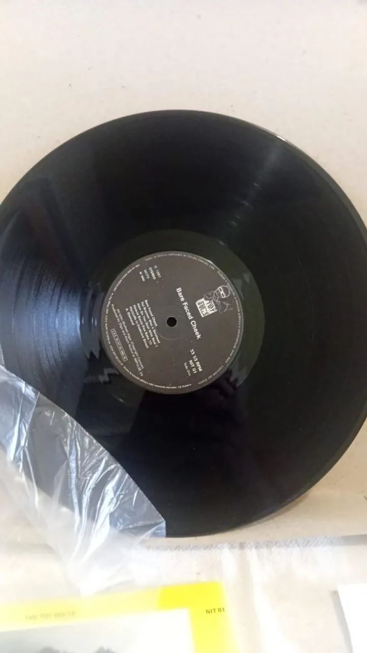 Vinil Toy Dolls "Bare faced cheek" - Foto 3