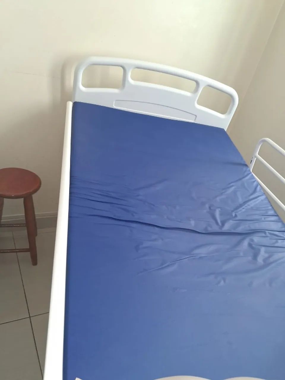 Cama Hospitalar Manual 3 Movimentos  - Foto 2