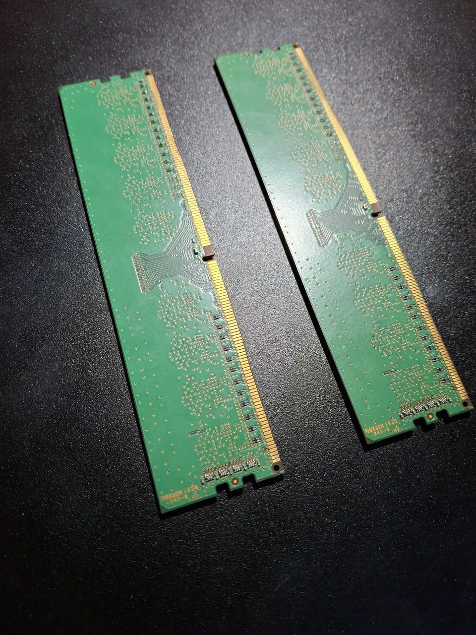 2x Memória Ram DDR4 4GB 2113MHZ - Foto 2