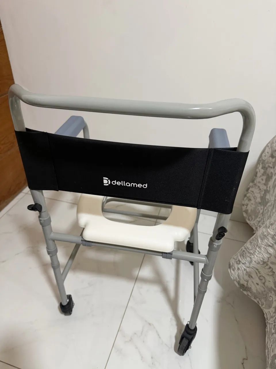 Cadeira de banho  - Foto 2