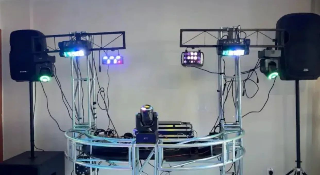 Mesa de DJ com treliça  - Foto 4