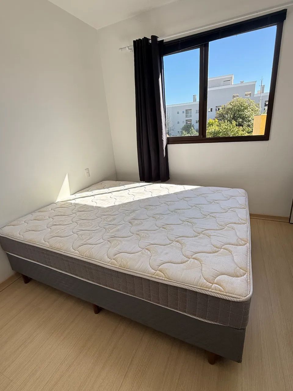 Oportunidade Cama Box Queen  - Foto 3