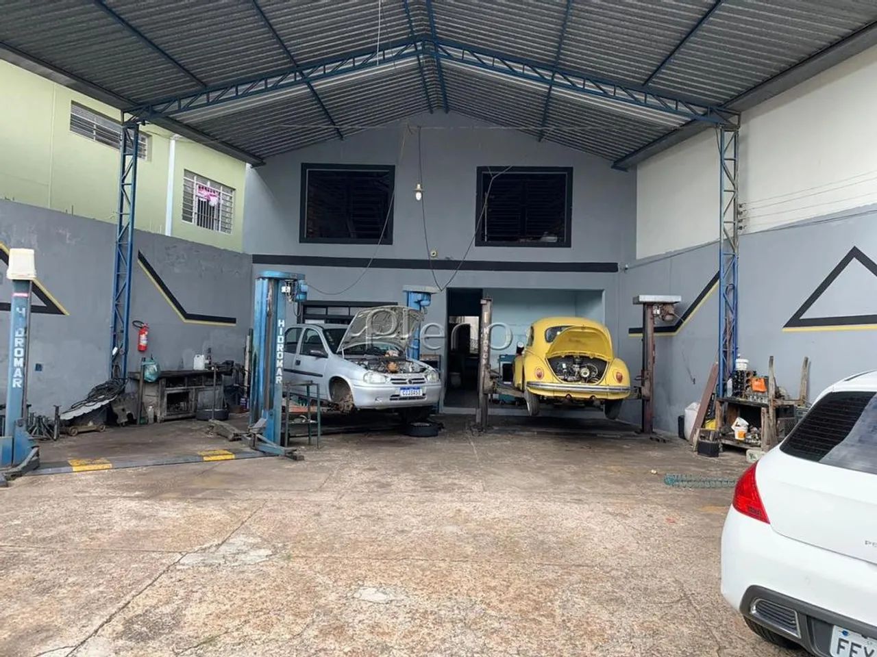 Barracão à venda e para alugar em Campinas, Vila Paraíso, com 131.75 m²