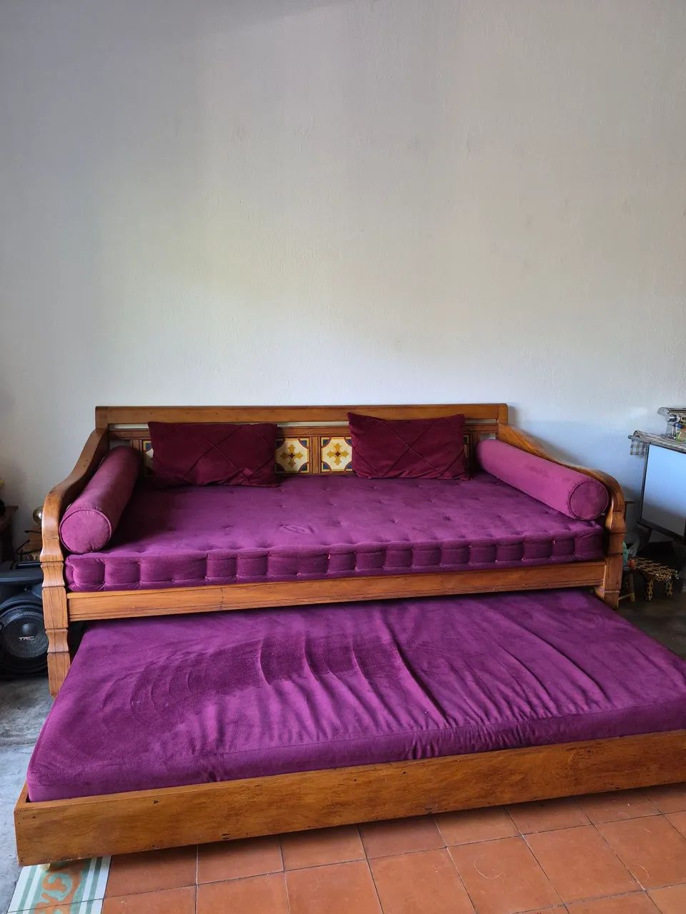 Sofá Cama Madeira Maciça  - Foto 2