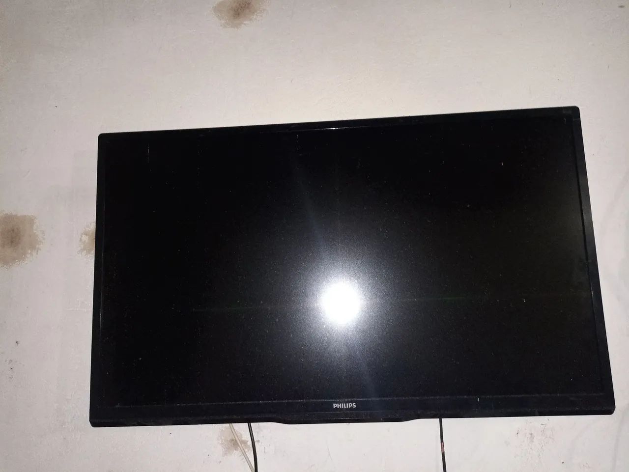 tv de 42 polegadas philips barata e funcionando muito bem - Foto 3
