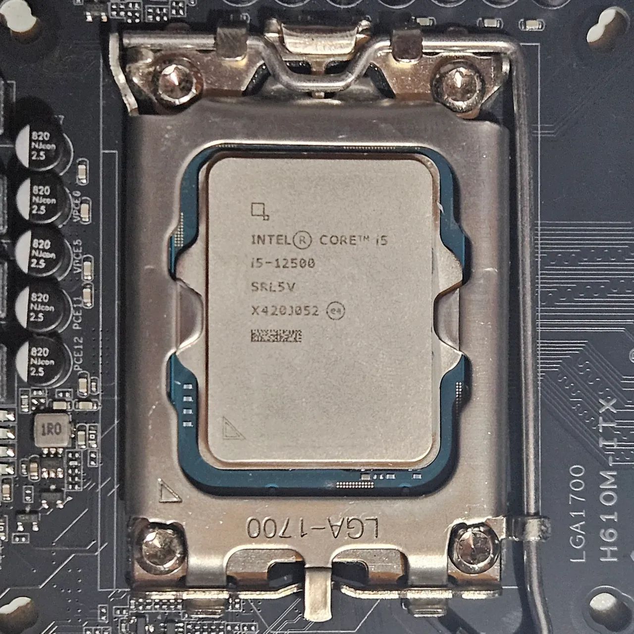 Processador Intel Core i5 12500 + 8GB DDR4 - Peças de Hardware