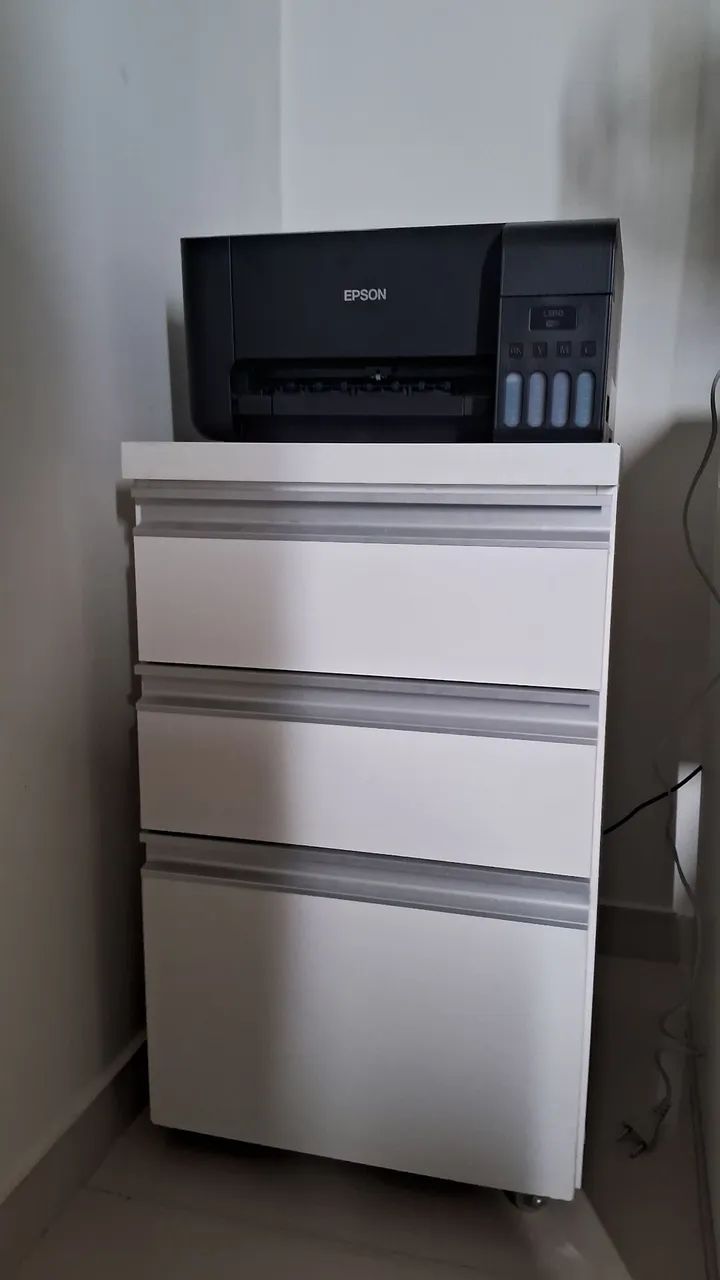 Escrivaninha com gabinete móvel  - Foto 2