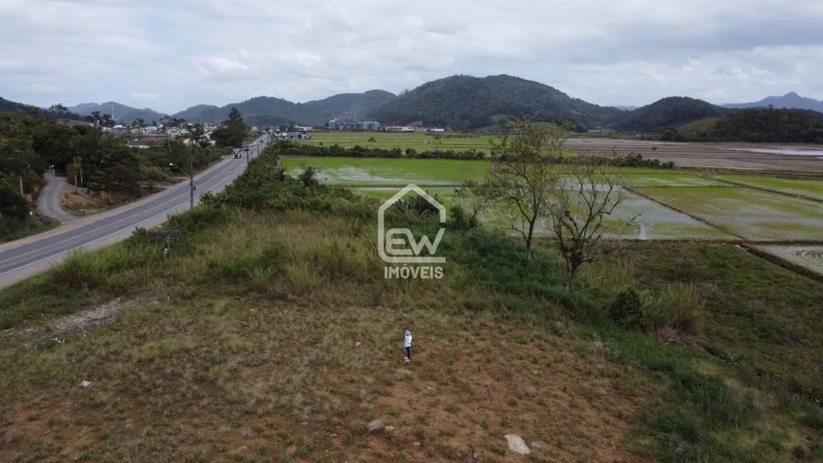Terreno com Área Total de 1.745,18m² em Massaranduba, SC - Foto 2