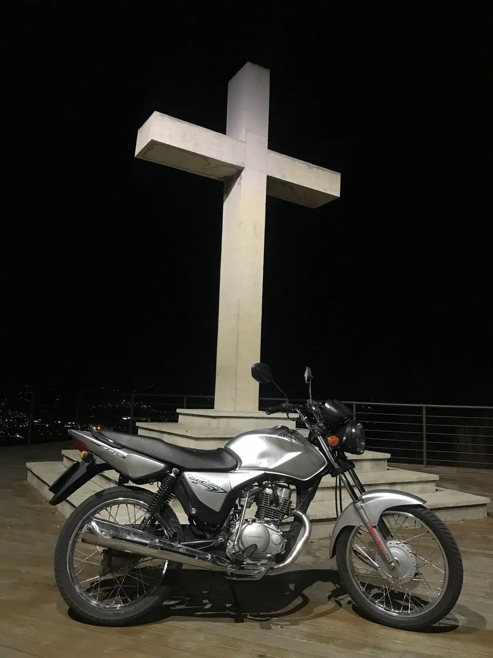 Titan 150 ks