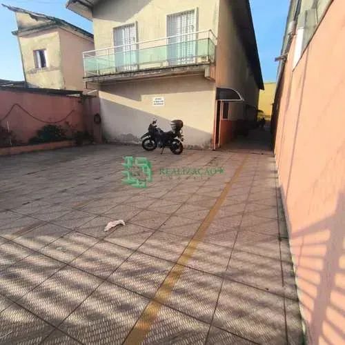 Sobrado de Condomínio em Mongaguá