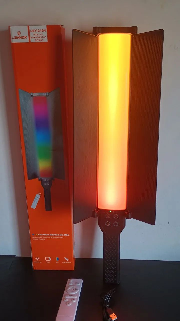 Bastão Led RGB recarregável com defletores e controle remoto  / PREÇO IMBATÍVEL  - Foto 3