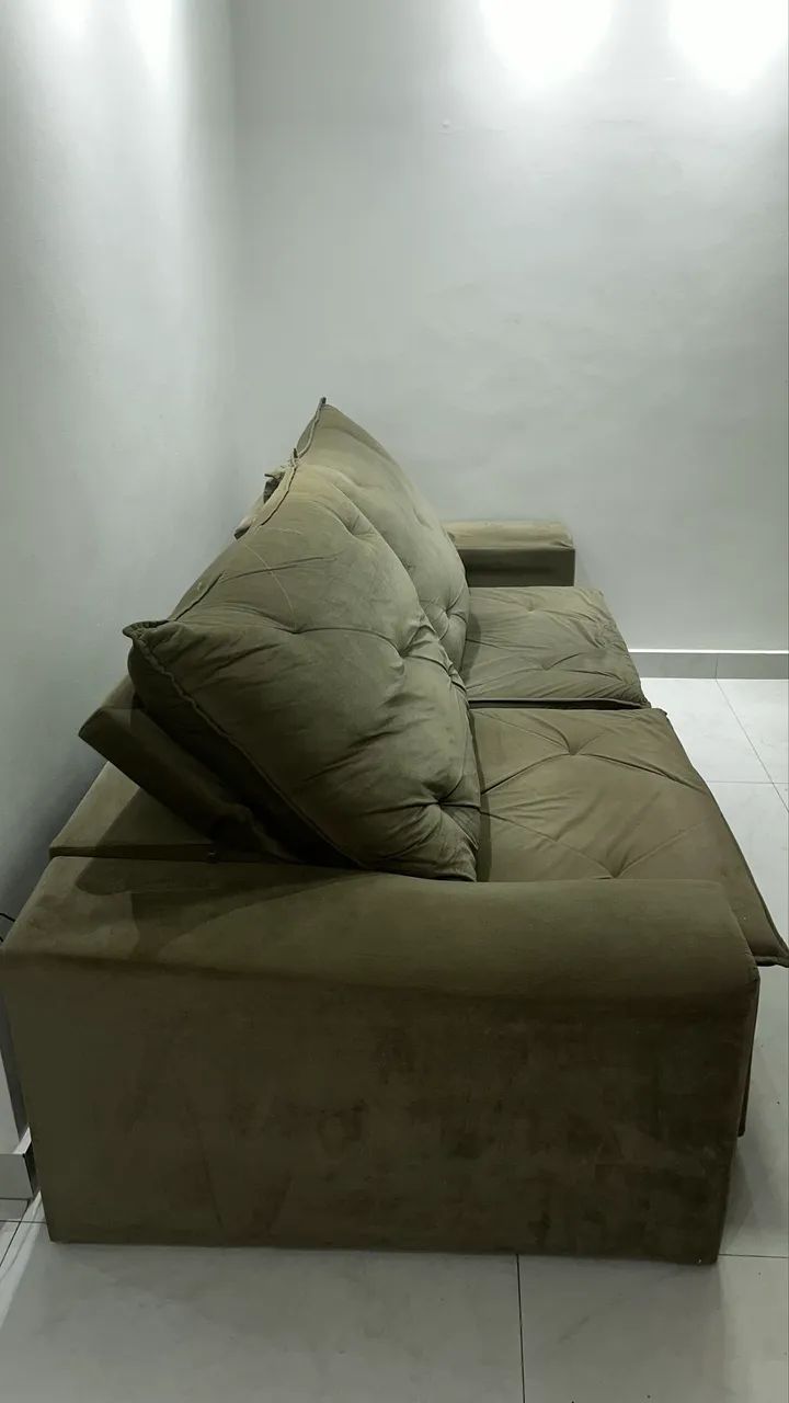 Sofá retrátil 3 lugares ótimas condições  - Foto 3