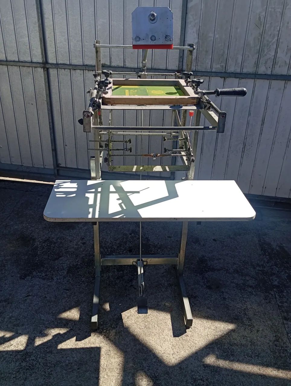 Máquina de seregrafar copos ,canecas e outros 