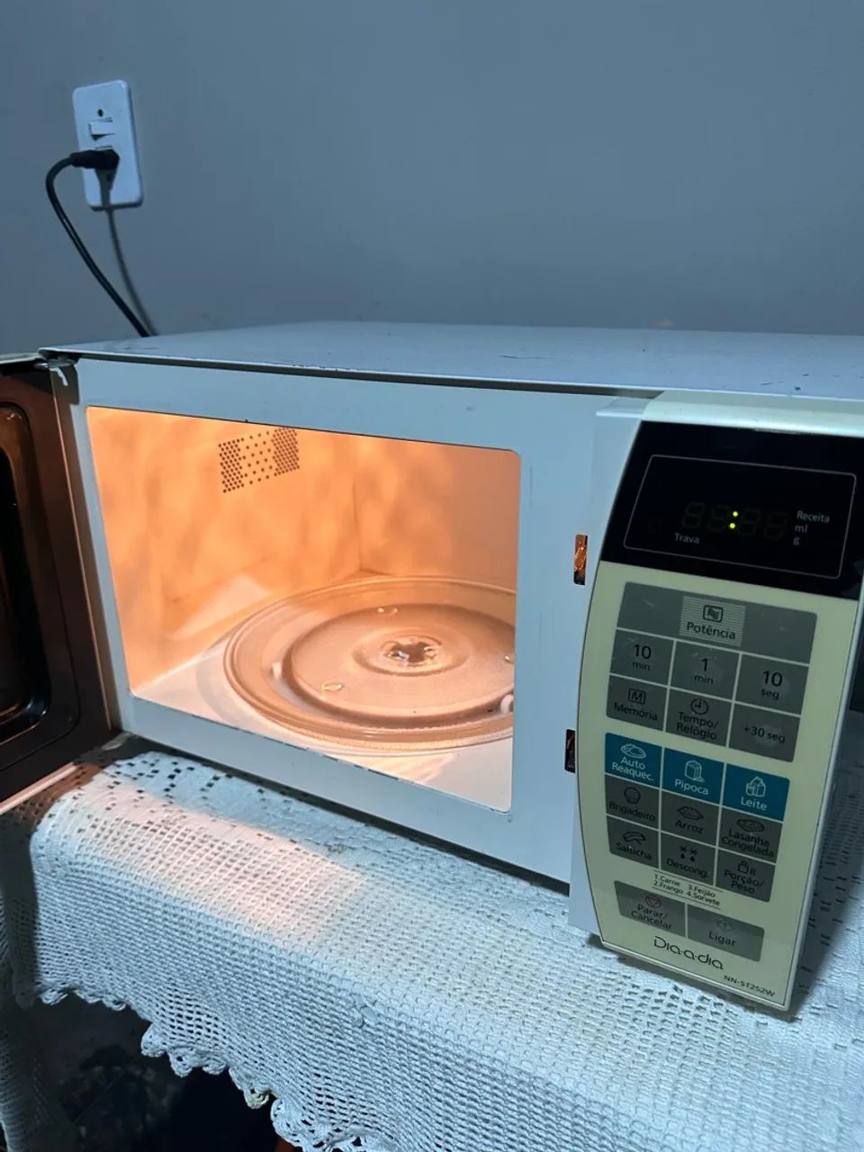 Microondas Panasonic 21 Litros funcionando normalmente!  - Foto 4