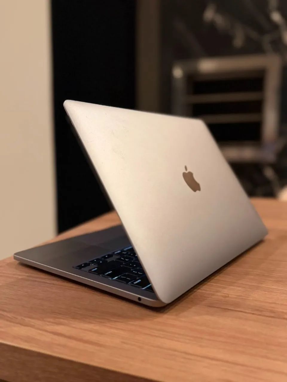 Apple Macbook Pro M1 8gb 512gb Prata Silver - Touchbar - Foto 2