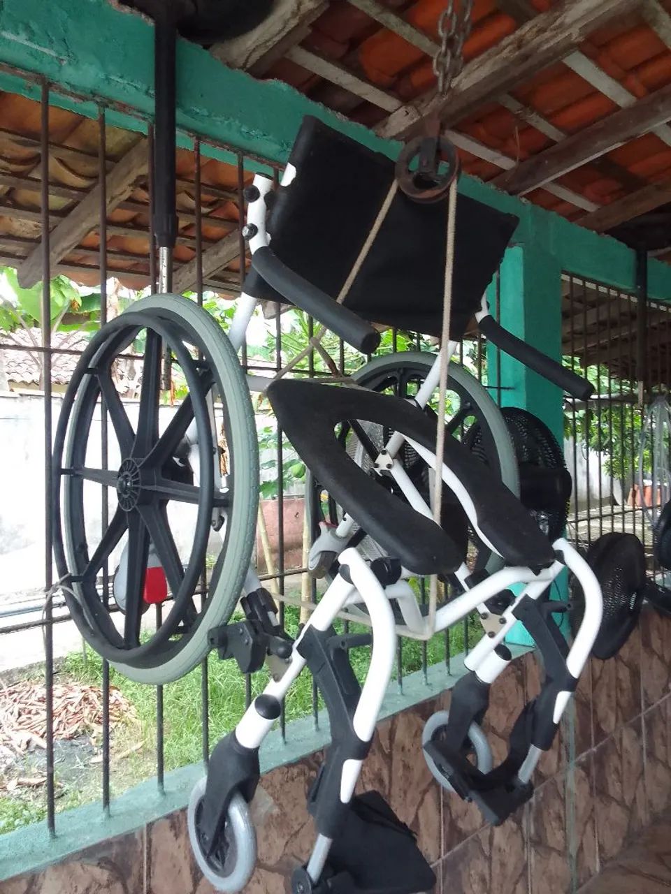 Vendo cadeira de banho ortobras