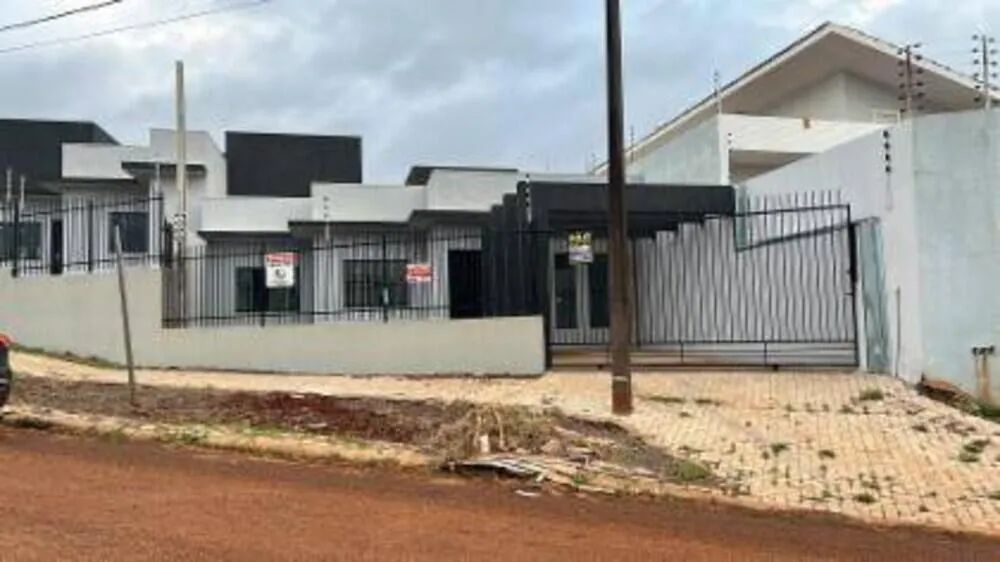 CASA RESIDENCIAL em CASCAVEL - PR, INTERLAGOS