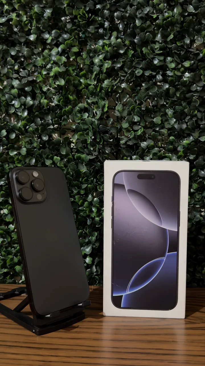 iPhone 13 Pro Max 1TB Azul Saúde de bateria 77% R$ 3.800,00 | Loja