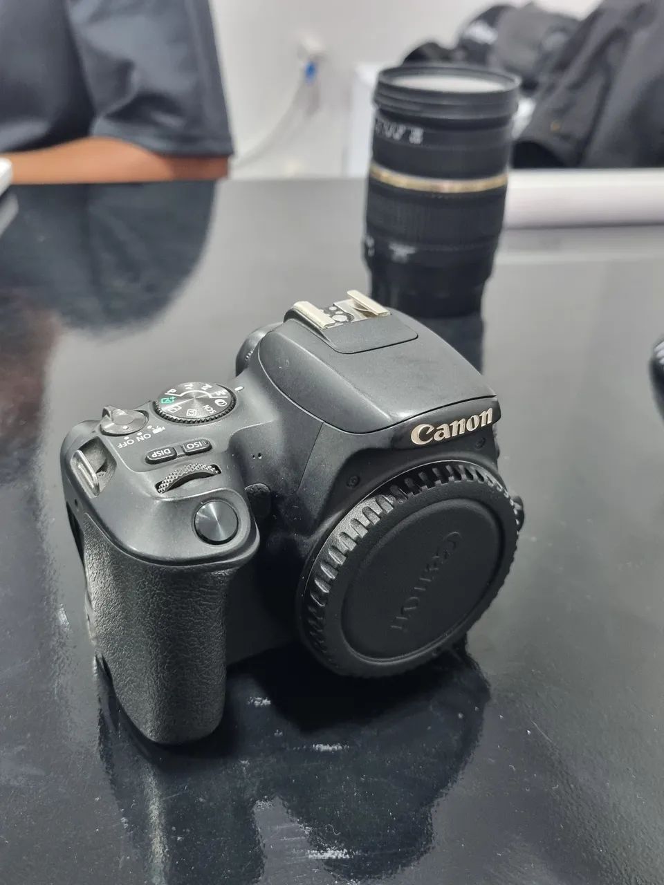 Canon SL2