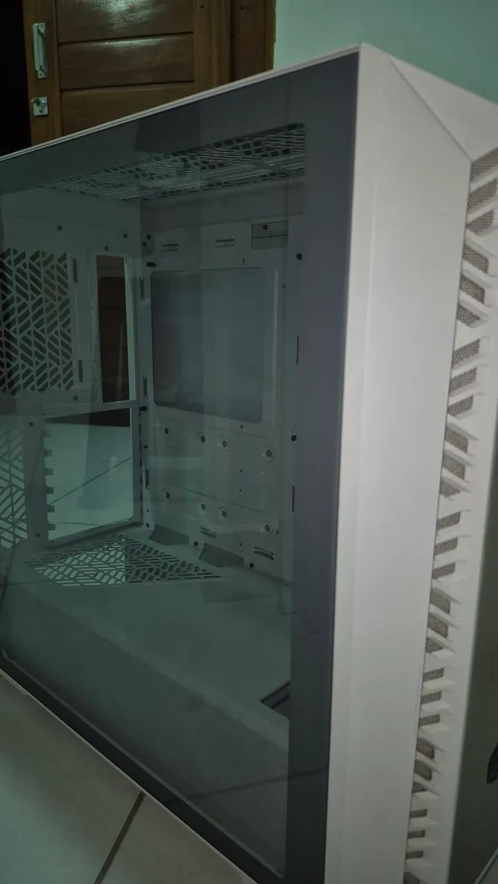 Gabinete Gamer Branco Coolermaster masterbox 520 mesh - Foto 2