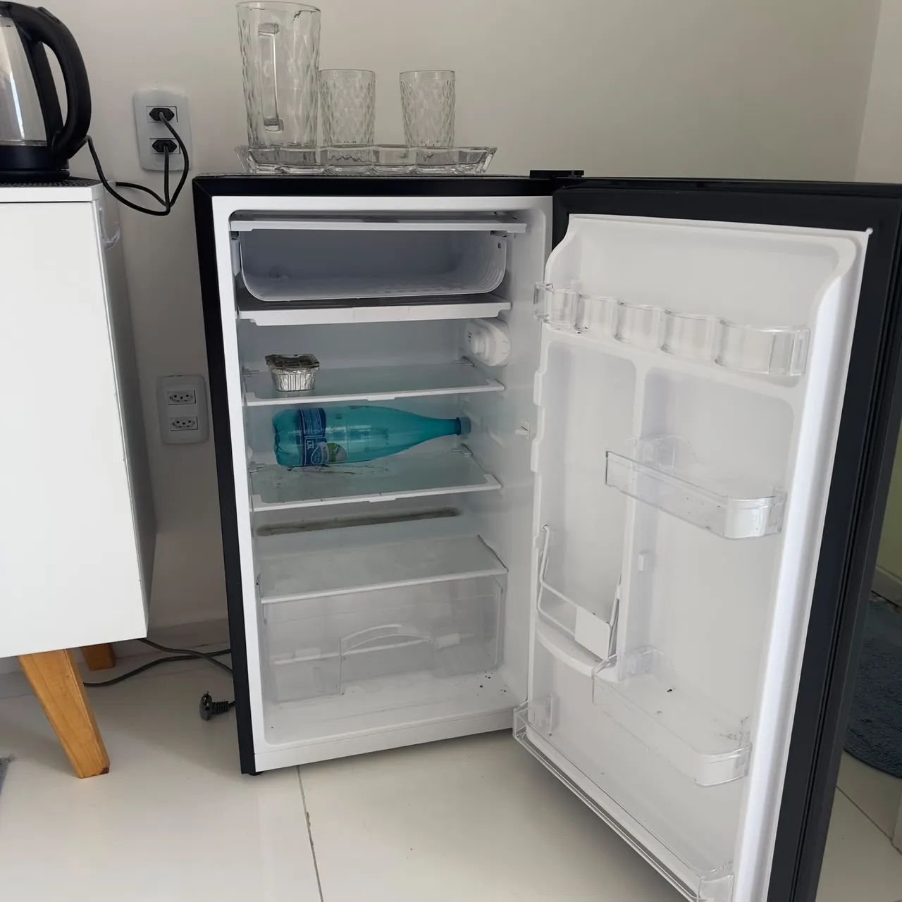FREEGOBAR ELETROLUX IMPECÁVEL 
