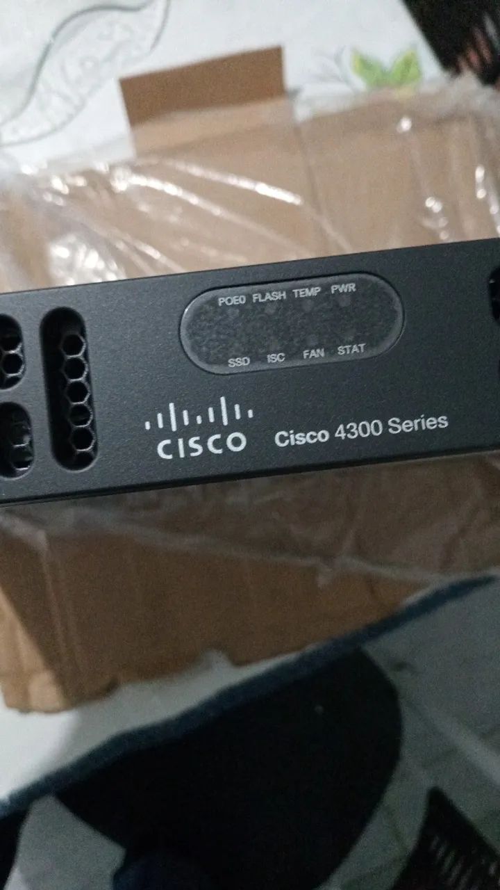 Cisco 4300 series $4.500 - Foto 5