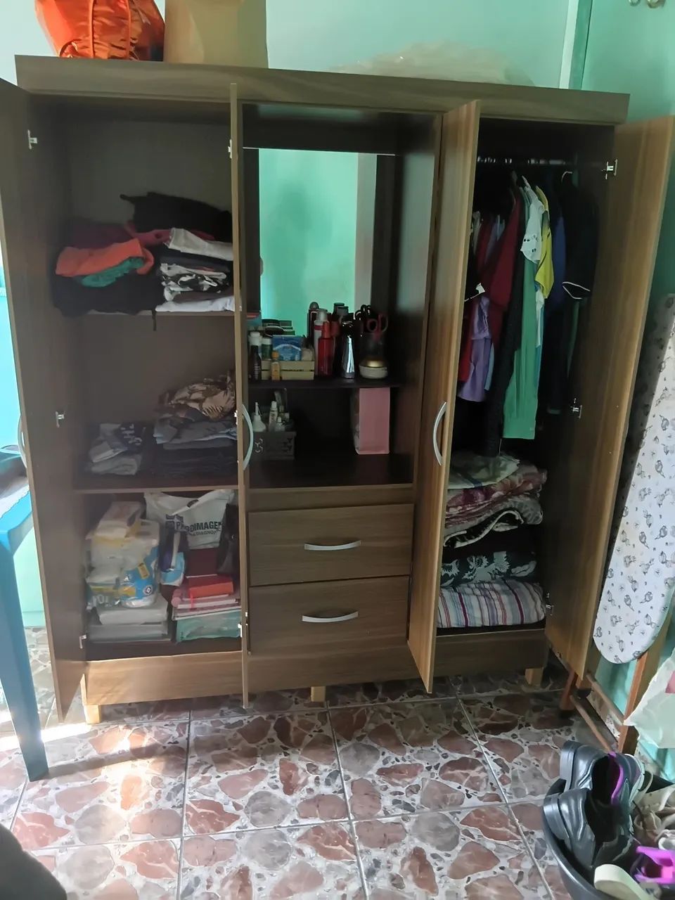 Guarda Roupa - Foto 2