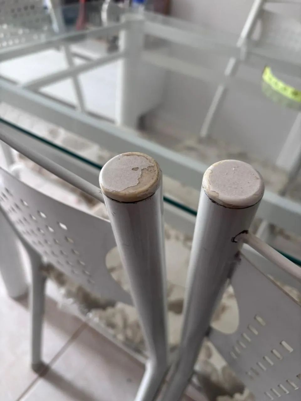 Mesa de Jantar 6 Lugares com Tampo de Vidro e Cadeiras - Foto 4