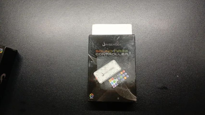 Controladora Rise Mode Soud ARGB, 6 pinos com controle, nova lacrada na caixa.