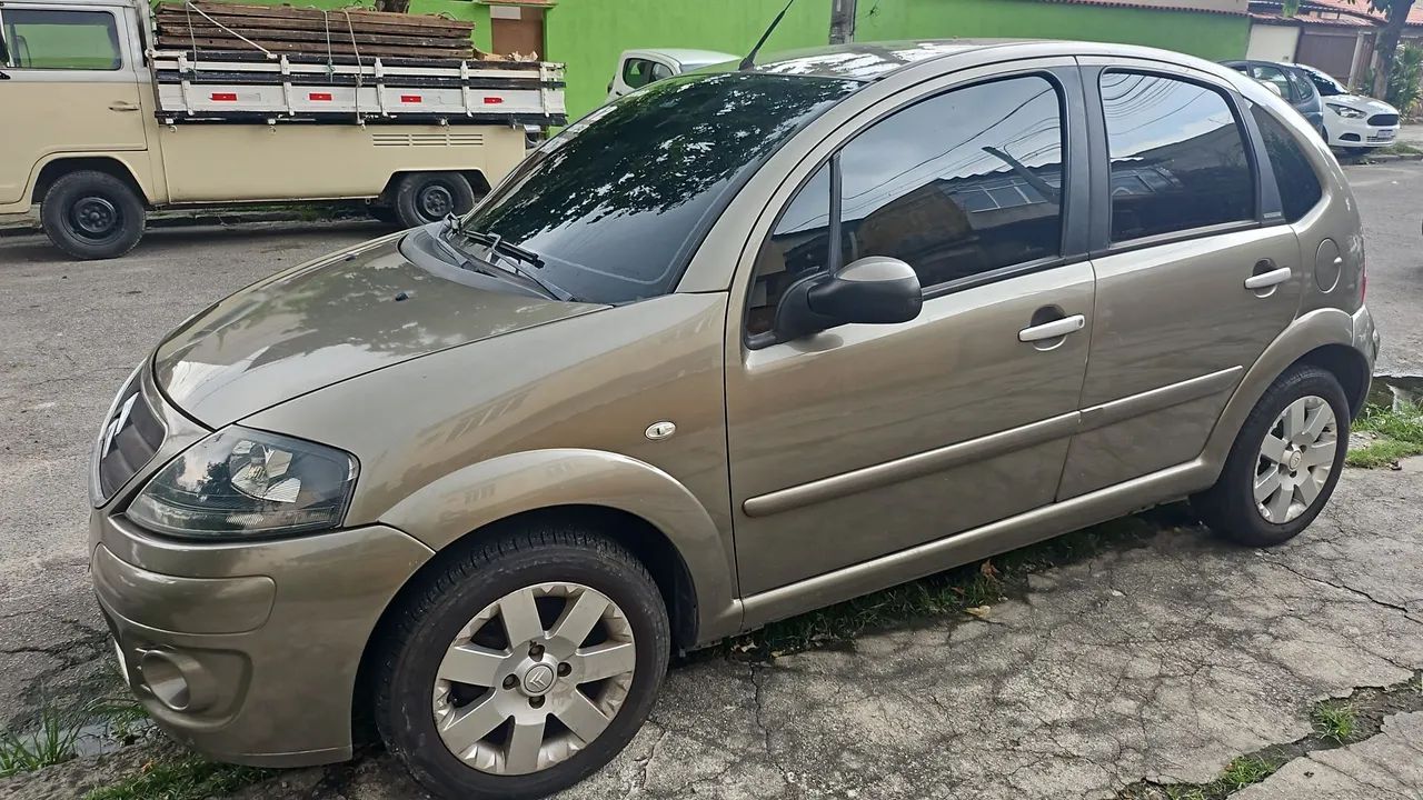Citroën C3 C3 Exclusive 1.4 Flex 8V 5p 2012