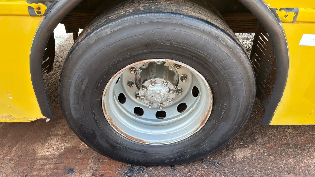 Vendo ônibus em ótimo estado 40 passageiros  - Foto 12