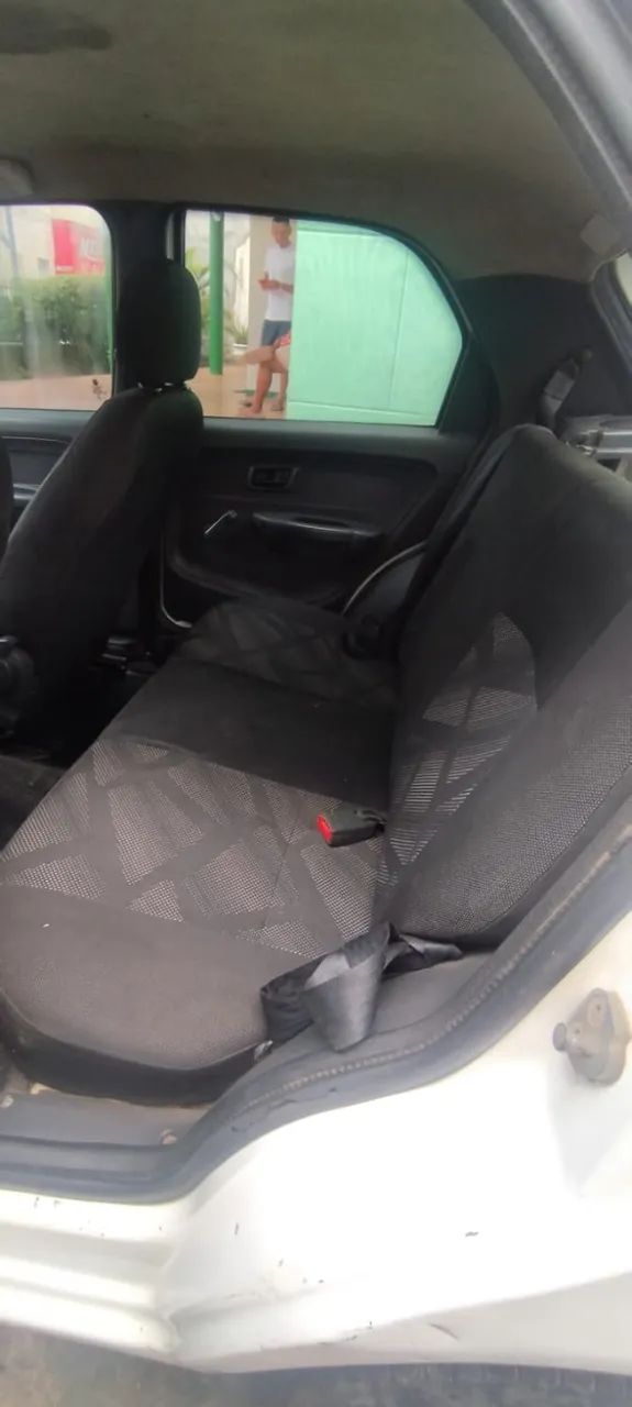 Fiat Palio Celebration 1.0 Fire Flex 8V 4P 2015 - Foto 5