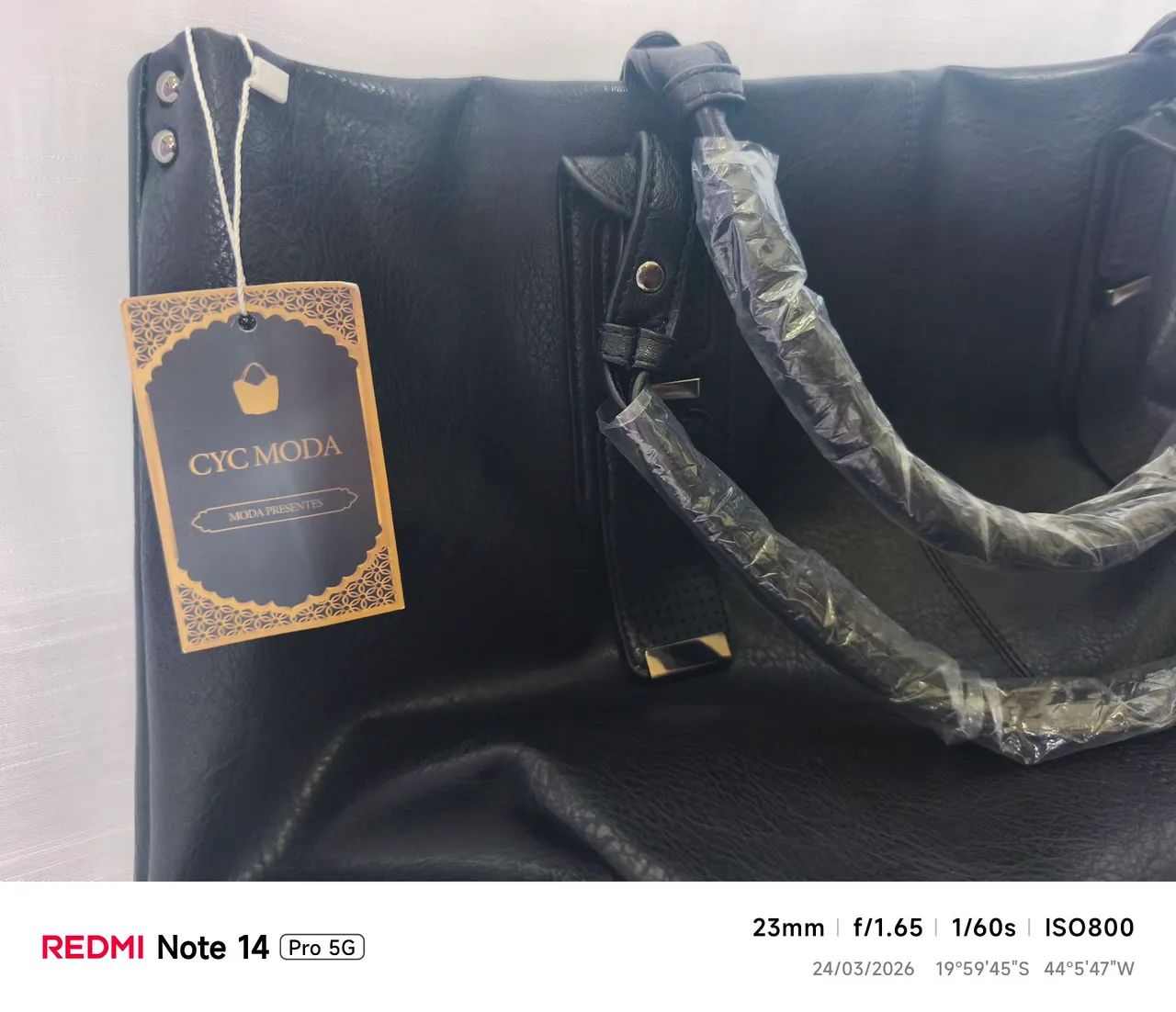 Bolsa feminina mais brinde.  - Foto 2