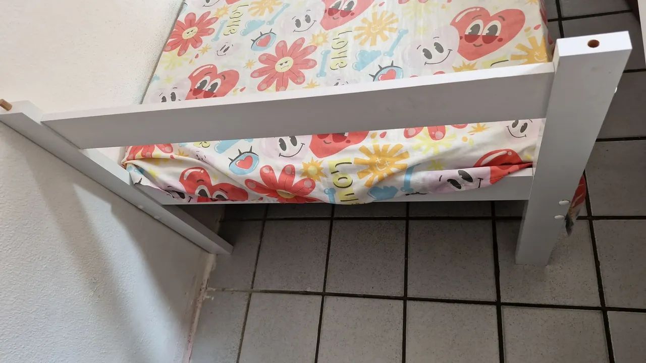 Cama de solteiro juvenil, sem colchão. - Foto 2