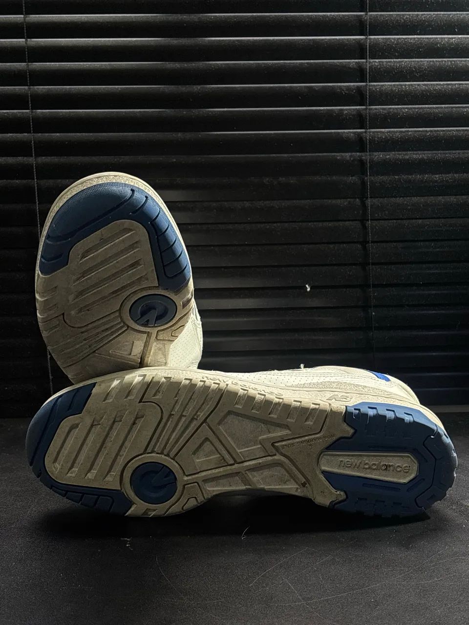 Tênis new balance azul e branco - Foto 3
