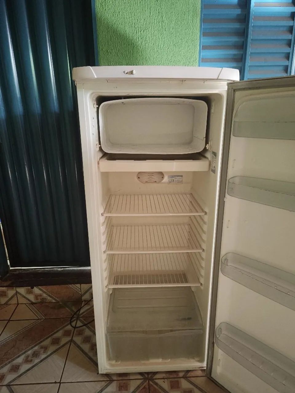 Geladeira 480,00 - Foto 2