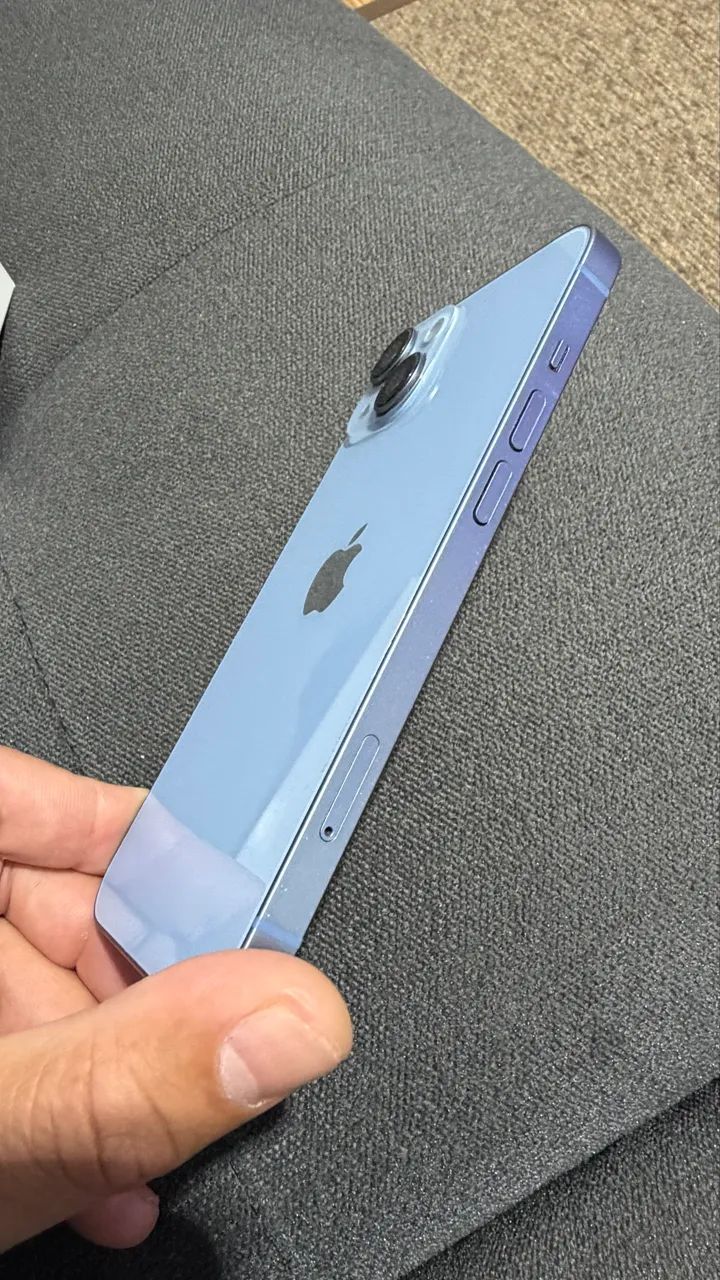 iPhone 14 Azul 128G semi novo - Foto 4