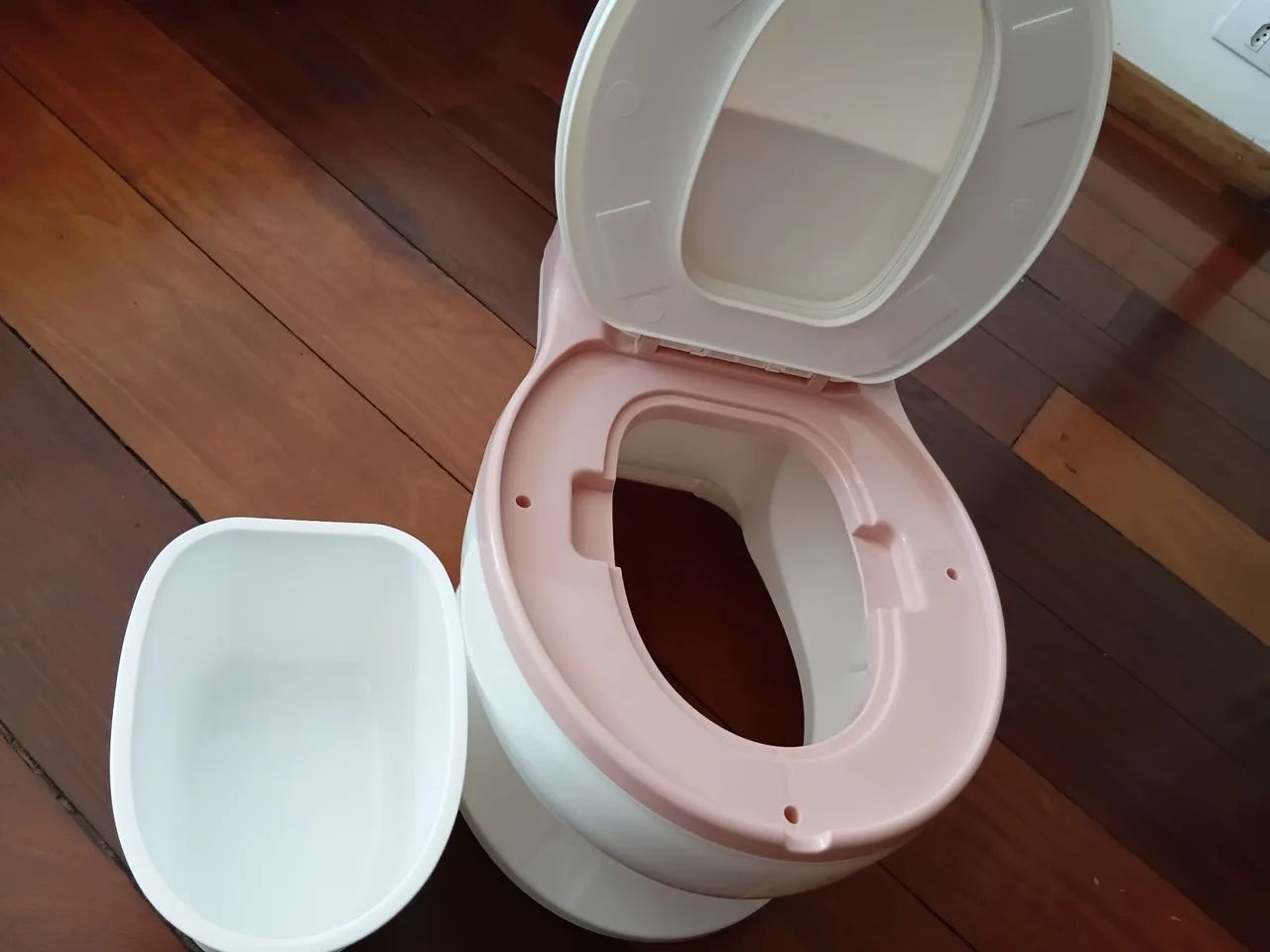 Troninho Assento Infantil- Pouco usado - Foto 3