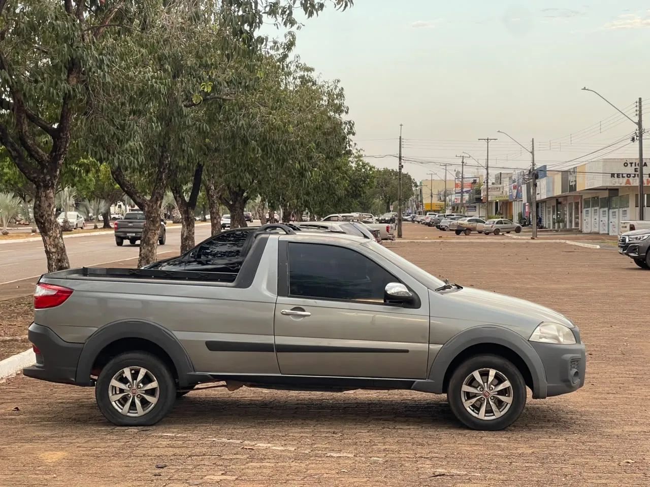 Fiat Strada Working 1.4 MPI Fire Flex 8V CS 2014 - Foto 2