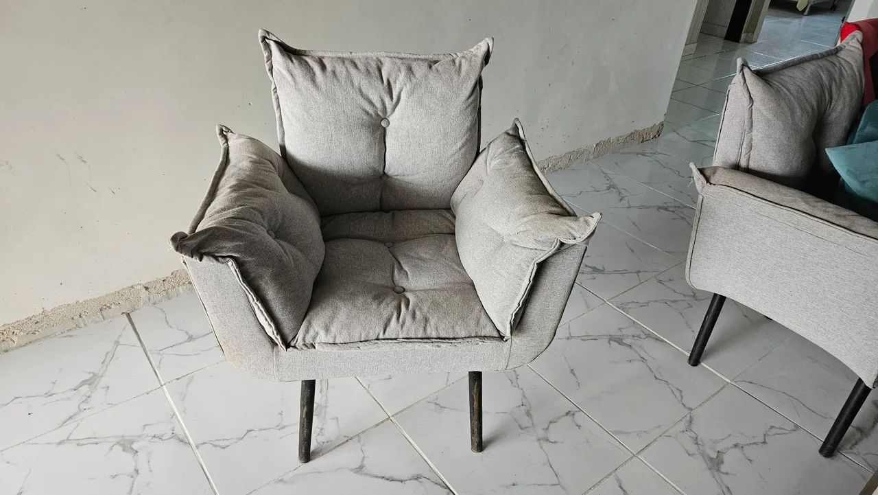 2 Poltronas cinza claro - Foto 3