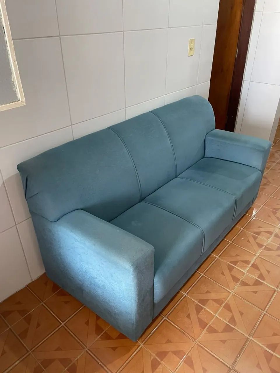 SOFÁS DE 2 e 3 LUGARES - Foto 4