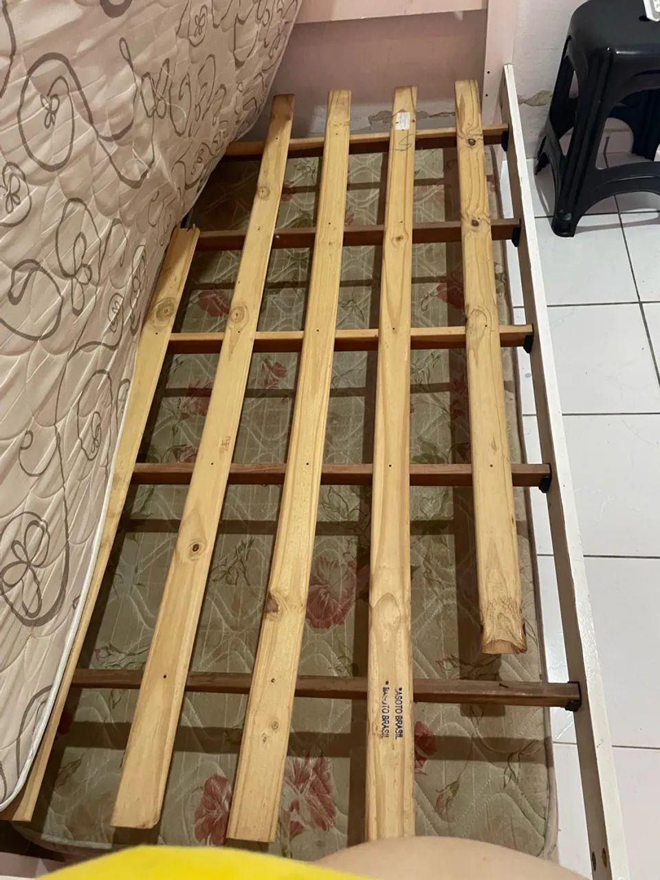 Cama de solteiro com 2 colchões  - Foto 4